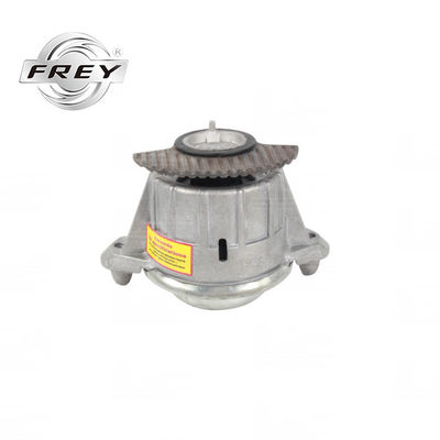 W204 W212 C204 Βάση κινητήρα Mercedes Benz , 2042404217 Μπροστινή βάση κινητήρα κινητήρα