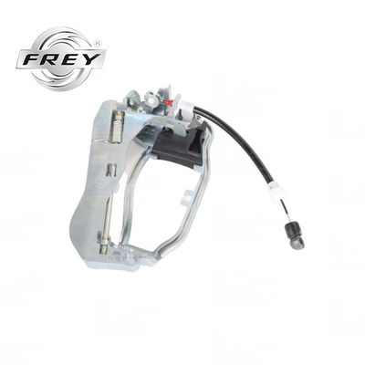 51228243636 Πλαίσιο δεξιάς λαβής πόρτας , ISO9001 BMW X5 E53 Αξεσουάρ αυτοκινήτου